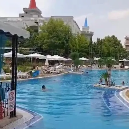 Grand Kamelia Family Friendly Hub And Pool Διαμέρισμα Σάνι Μπιτς